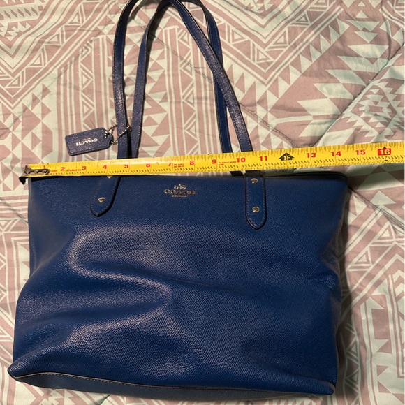 Coach City Zip Tote Bag - Picture 2 of 6